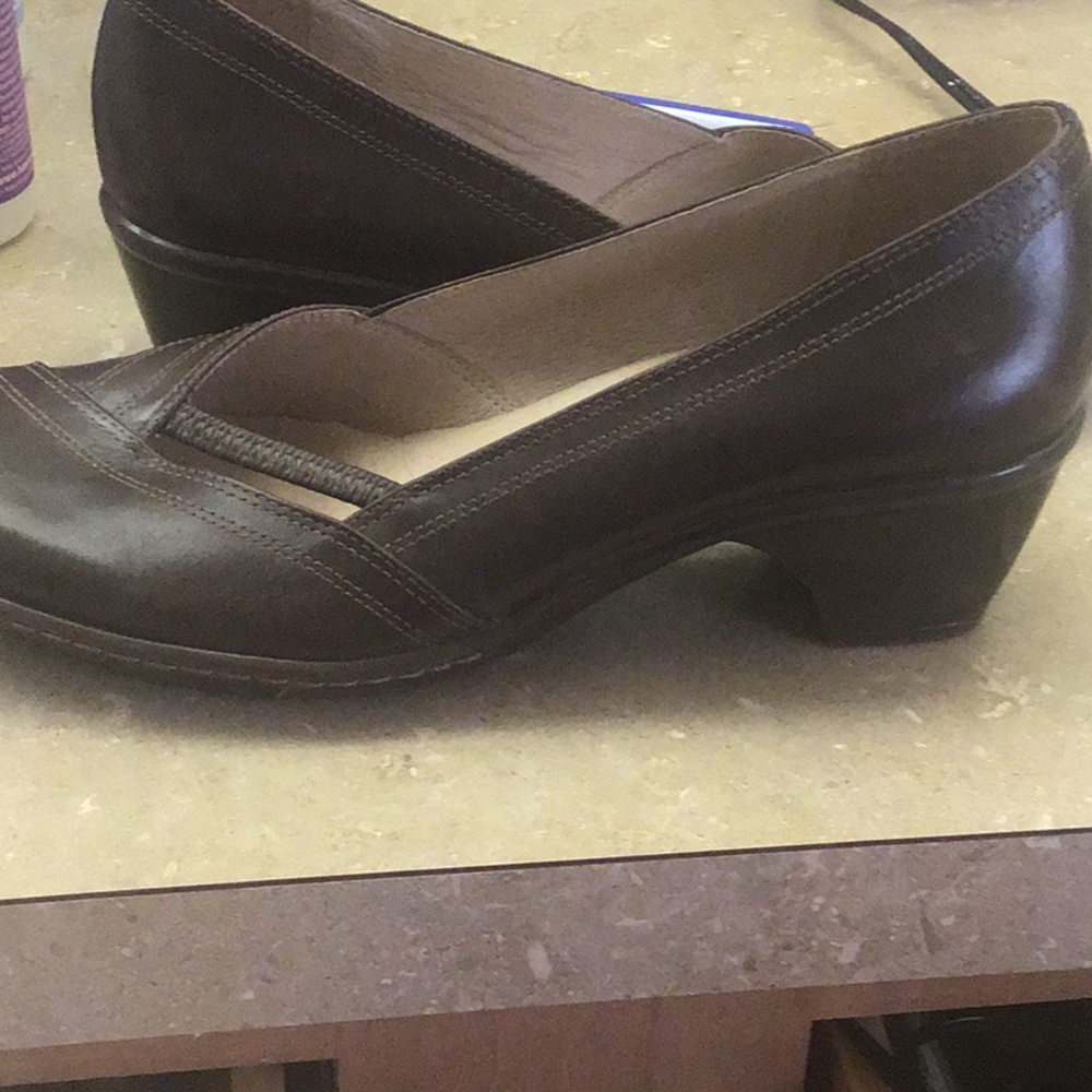 Clarks shoes